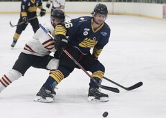 Oliver Hay, Team, NZIHL, jersey 26